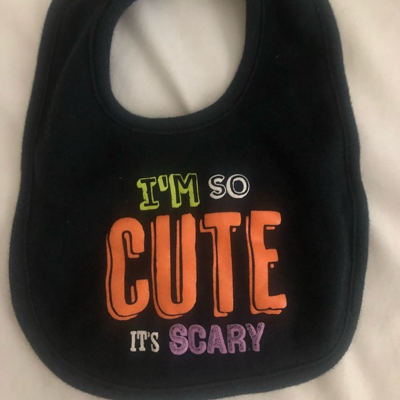 Carter’s Baby Bib Halloween - Picture 3 of 3